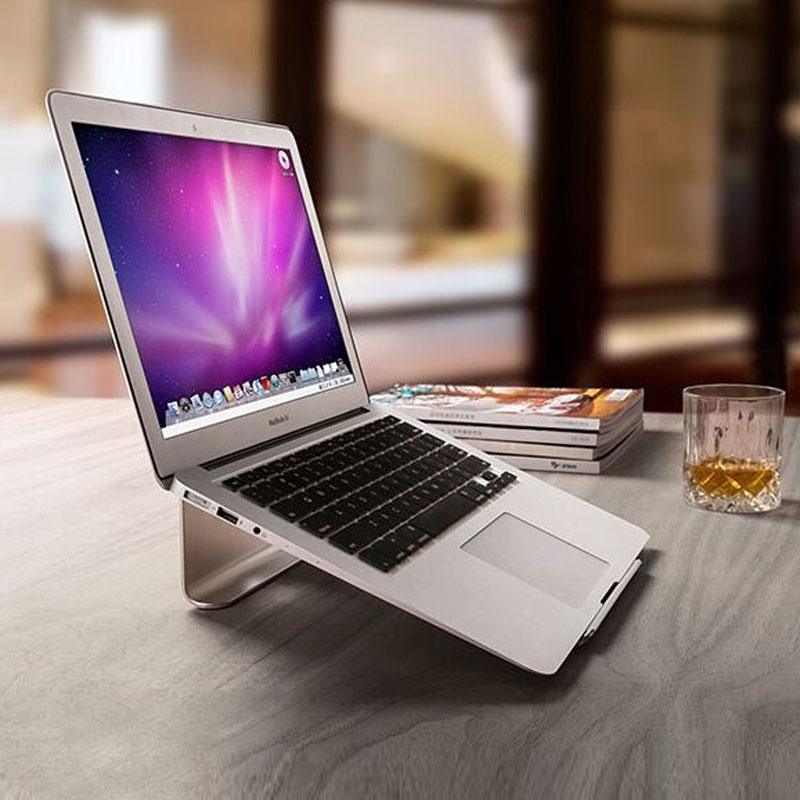 Laptophållare i aluminium