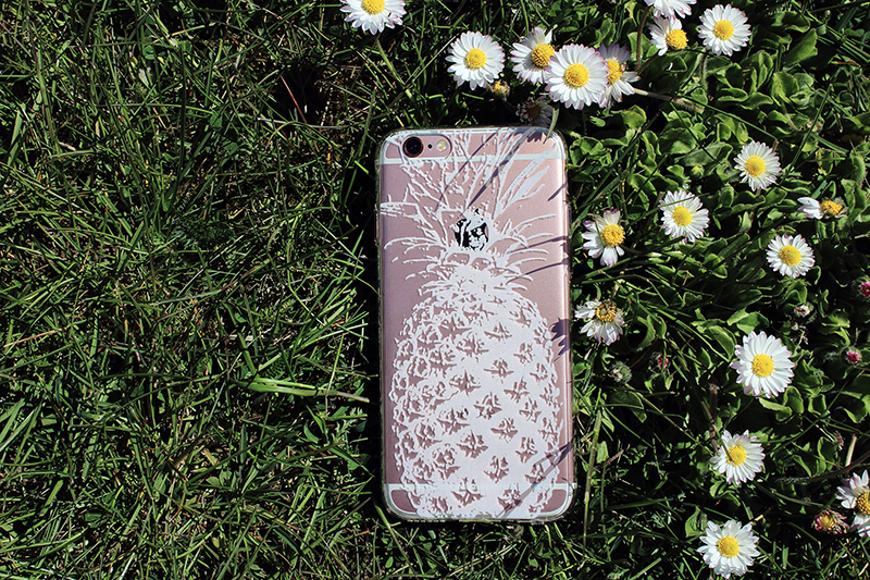 Mjukskal transparent för iPhone 6/6S - Stor Ananas Vit