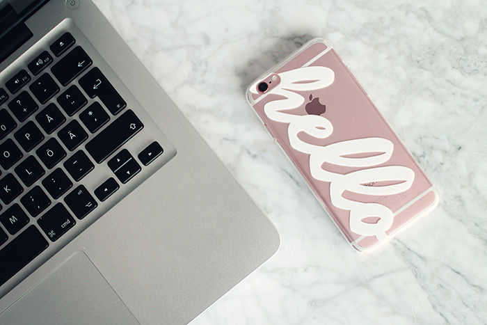 Mjukskal transparent för iPhone 6/6S - Hello